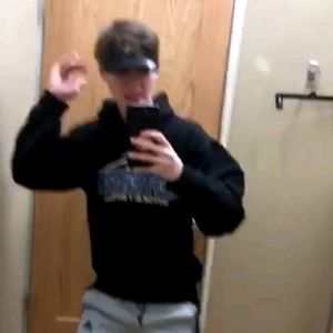 Meet your Posher, Chase